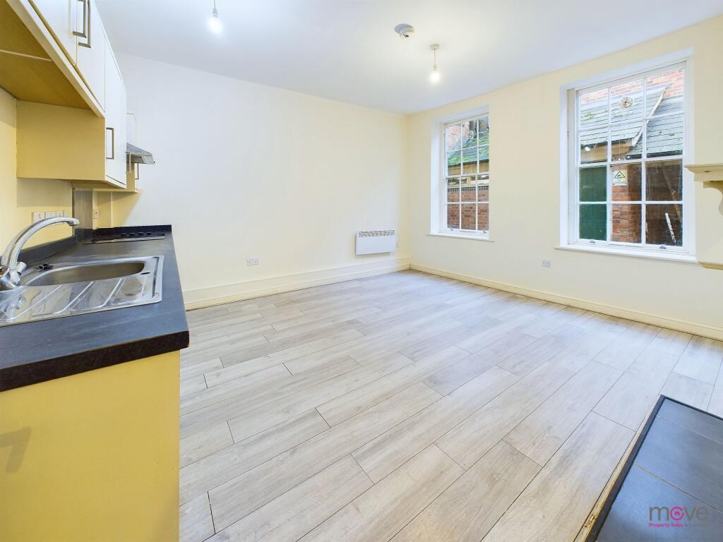 Kitchen/Living Space