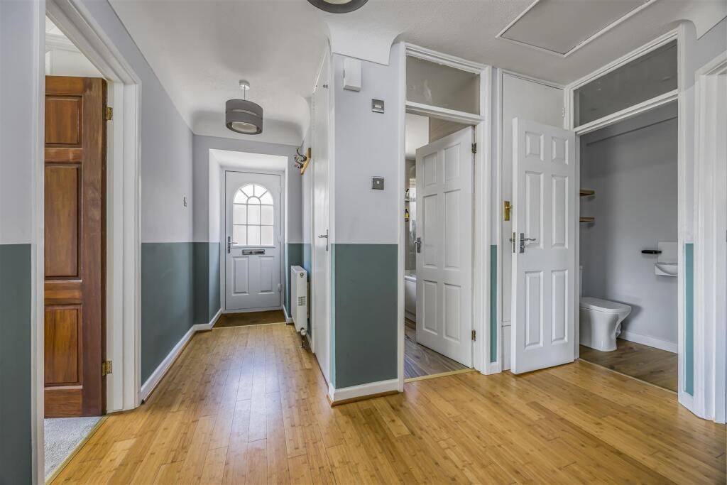 14 Nore Crescent, Emsworth-PorticoMarketing-Nexa-7