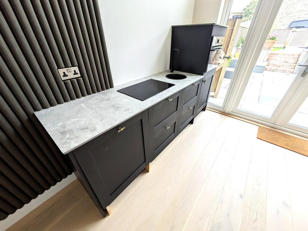 KITCHENETTE