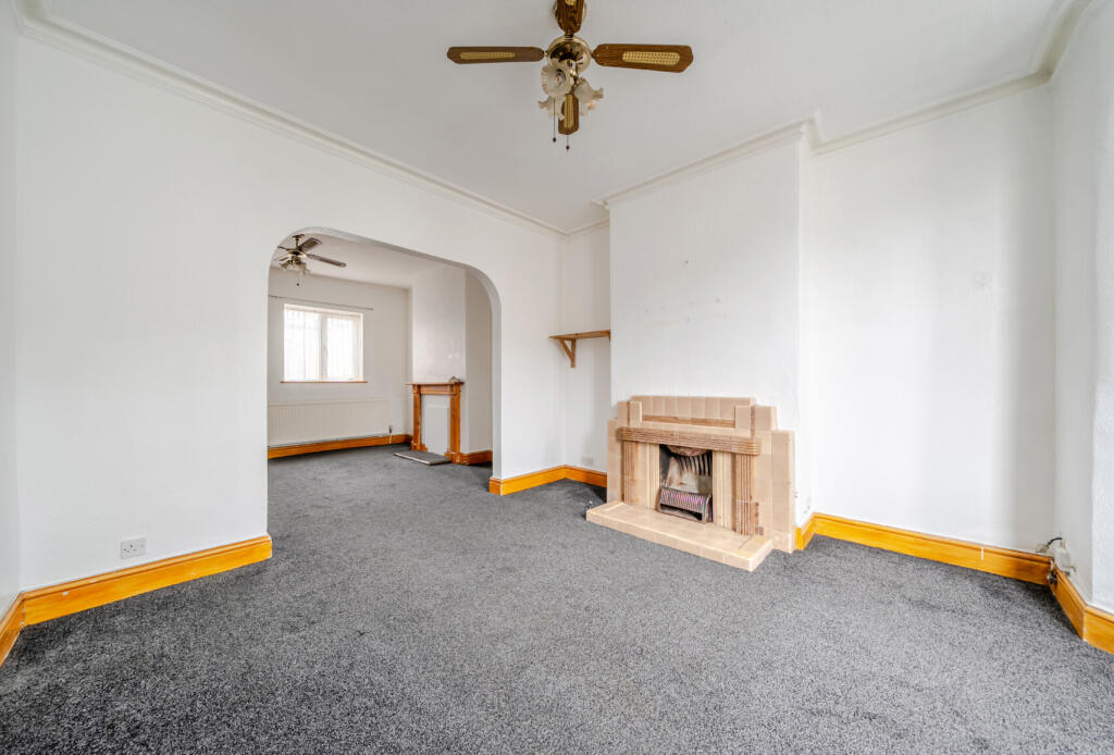 1371152-9-68f24d0...