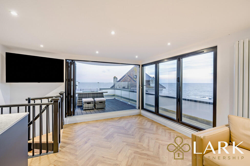 8670872-interiorW...
