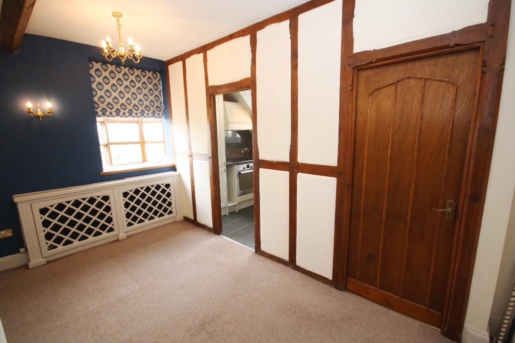 Kitchen &amp; Dining 