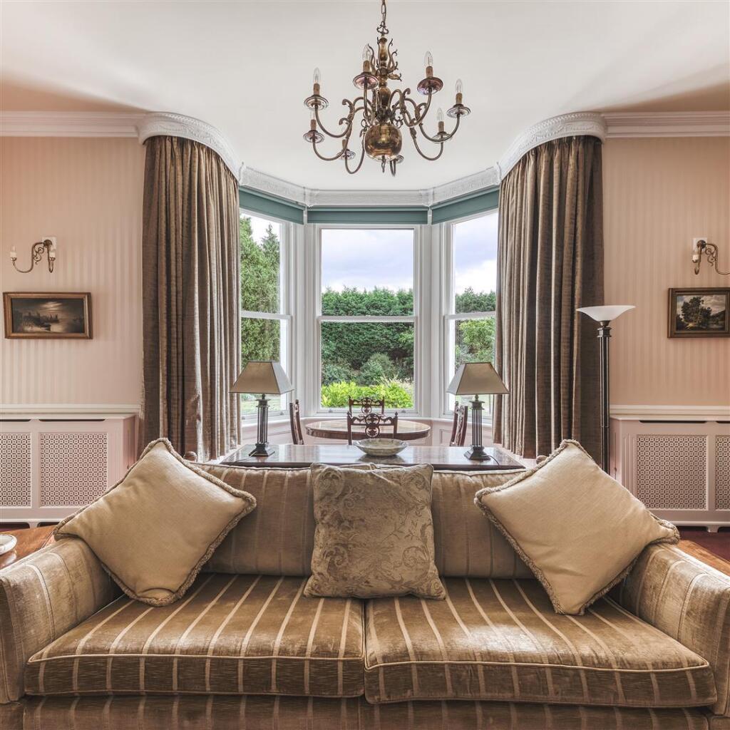 Stunning Drawing Room