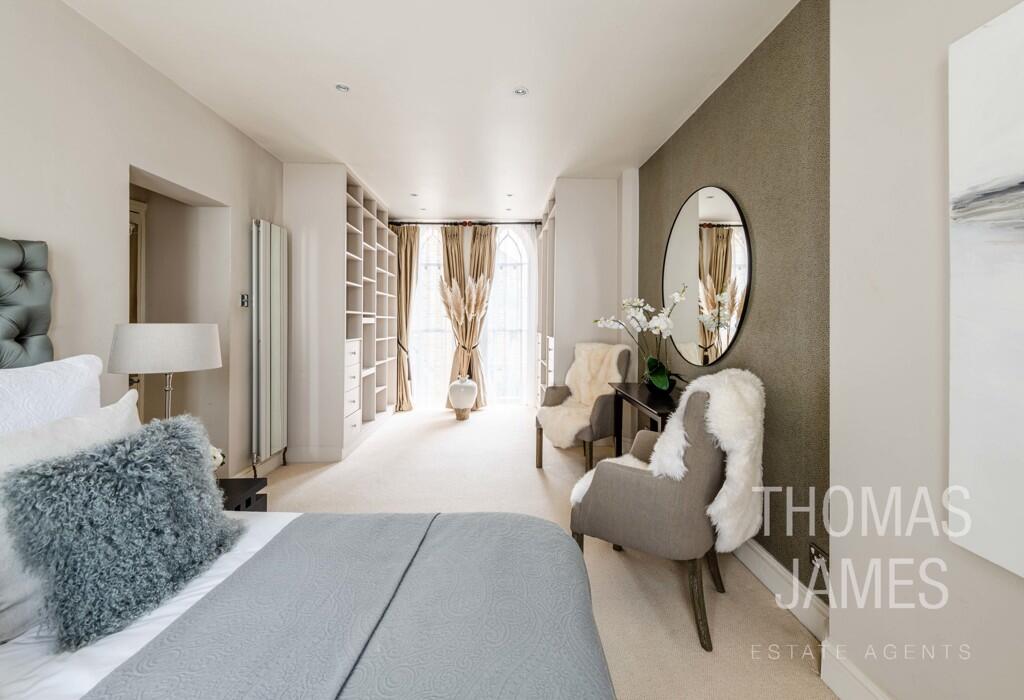 Vicars Moor Lane, calm and relaxing space