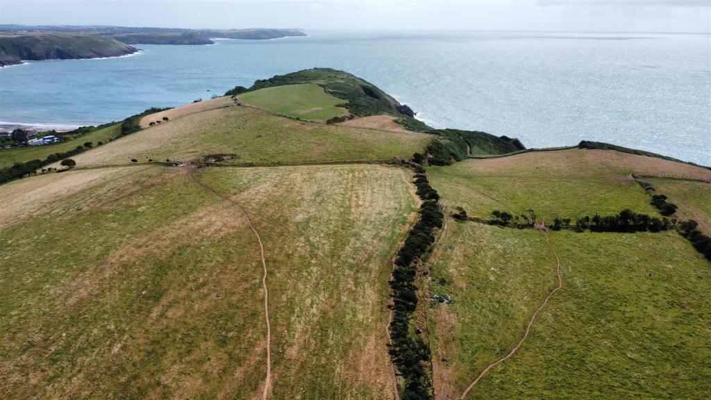 dji_fly_20250714_114234_408_1752489794510_photo_op