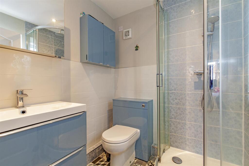En Suite-1.jpg