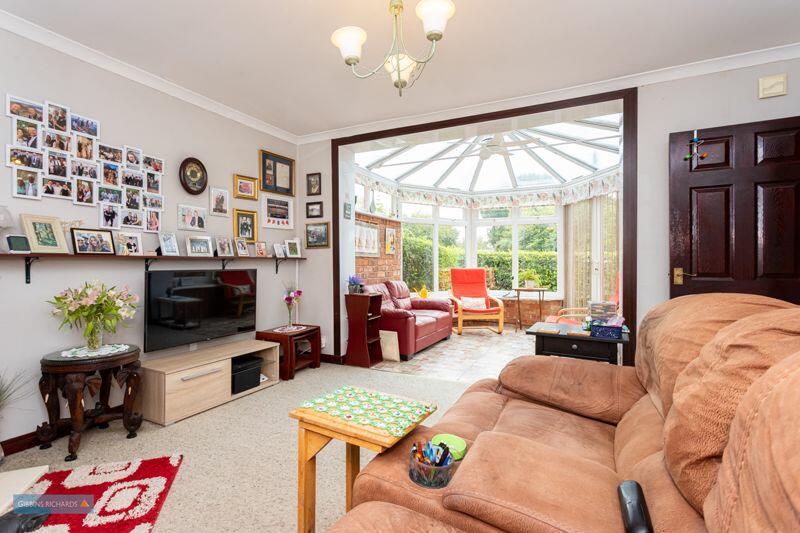 Sitting Room/Sun Room