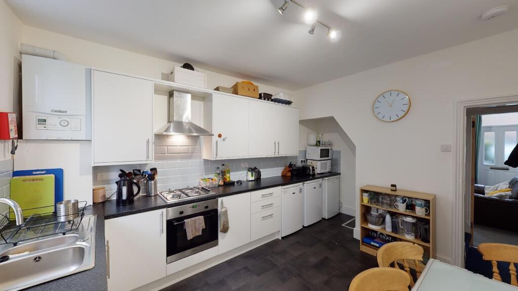 126-Crookes-Road-10222020_104537.jpg