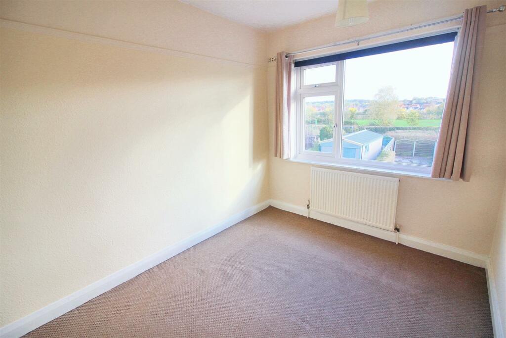 bedroom 2.jpeg