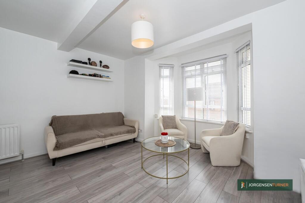 Reception Room-Bay .jpg