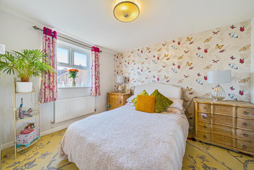 1383222-3-692079b1445ad-ARW-1