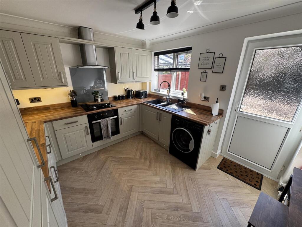 Dining Kitchen