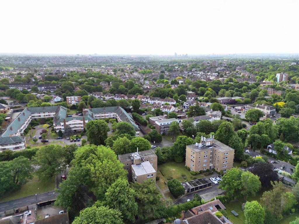Orwell Lodge, 4, Hermitage Walk, E18