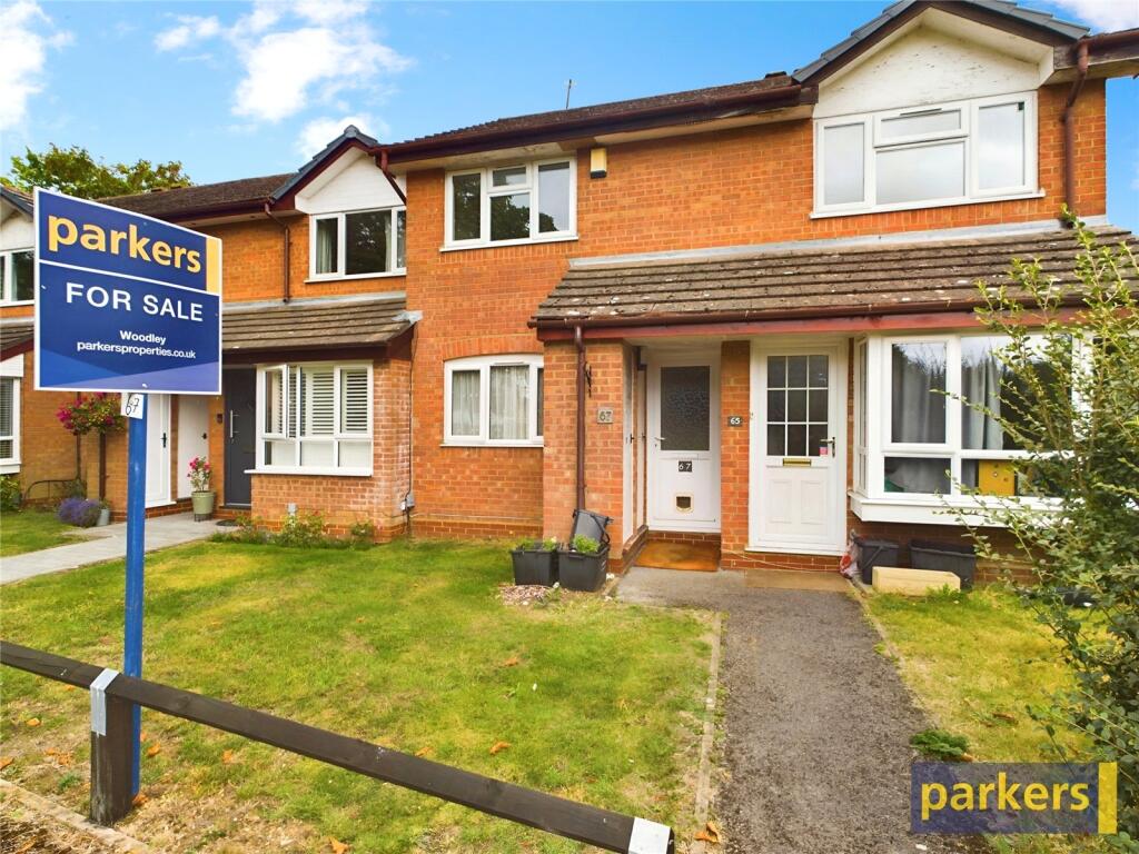 Shackleton Way, Woodley, Reading, Berkshire, RG5