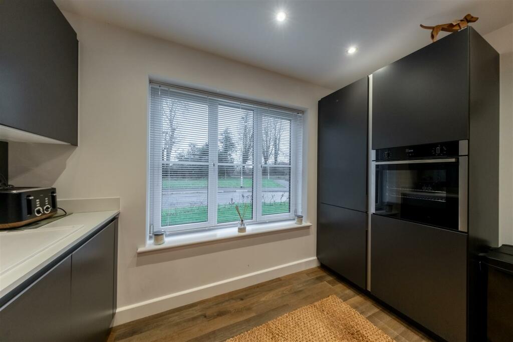 8 Mulberry Avenue-003.jpg