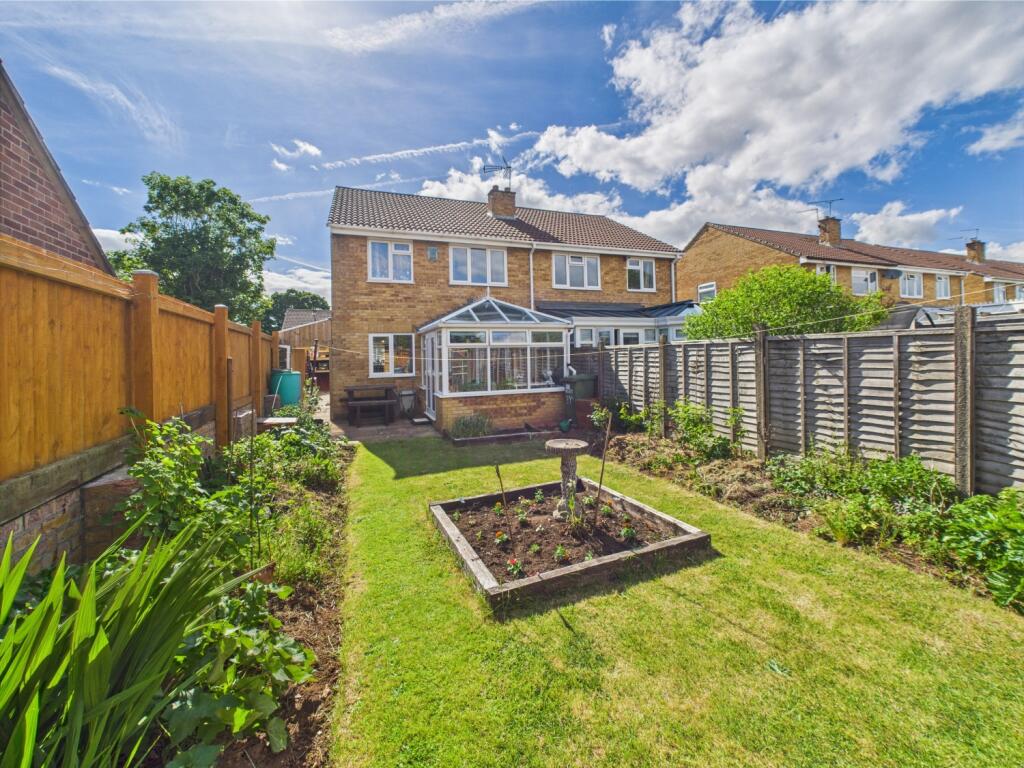 CAM02023G0-PR0140-STILL026