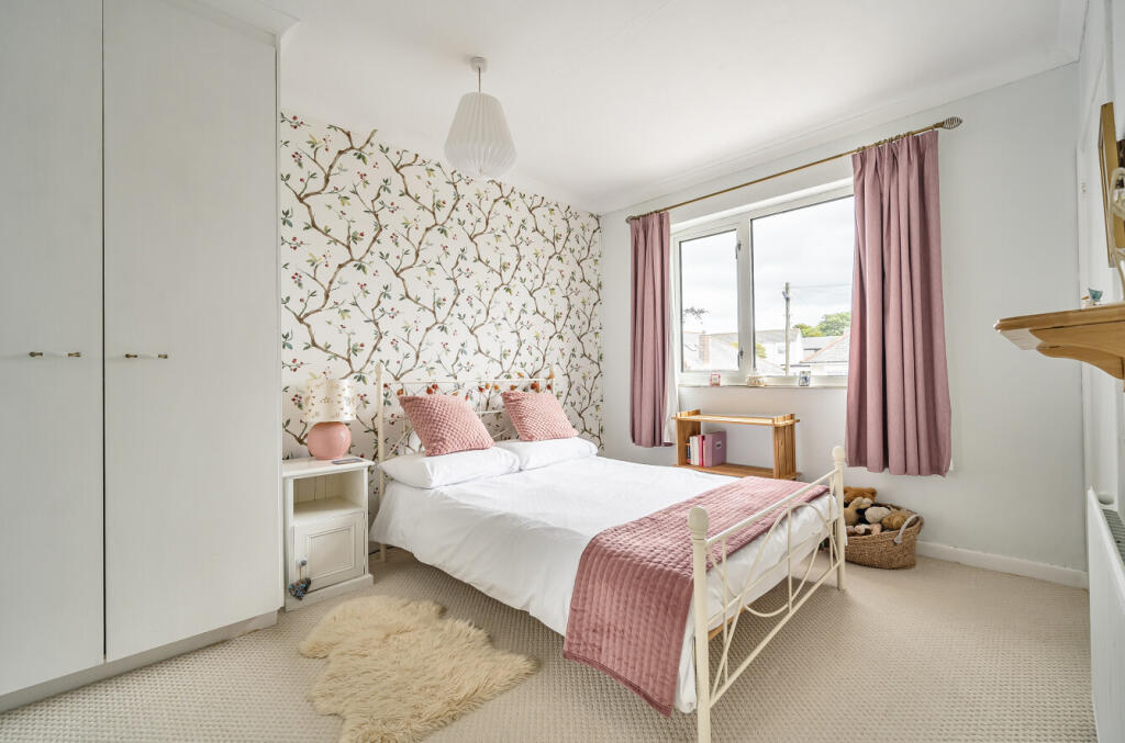 1303040-7-6843117...