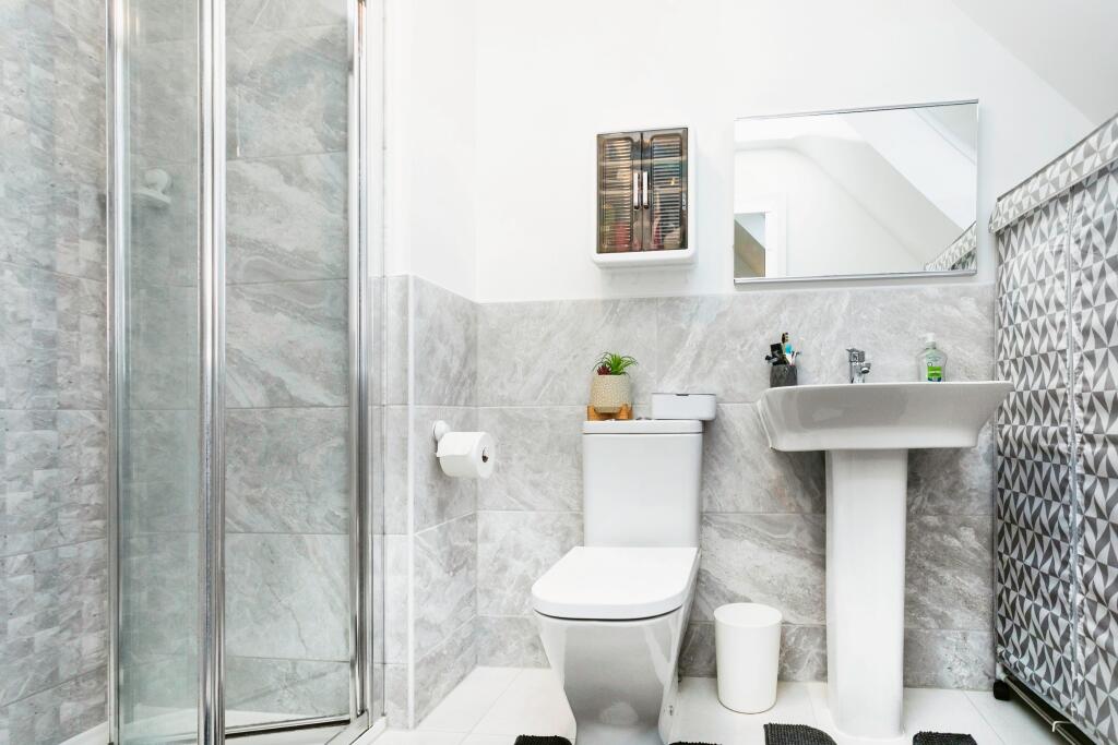 Master En-suite