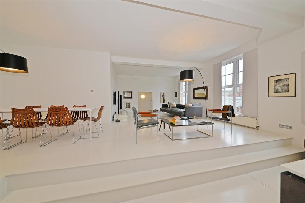 Apt 1 3-4 James Street - kitliv6.jpg