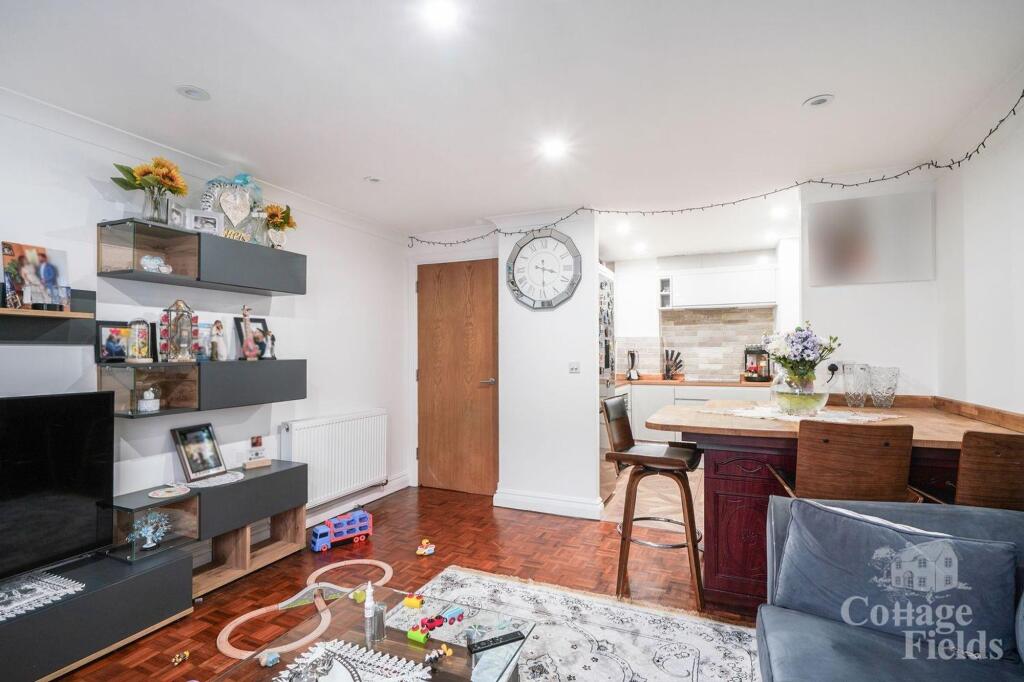 Flat 13, Geary Court - l2bhLmUvpk2U2ixR8x3m.jpg