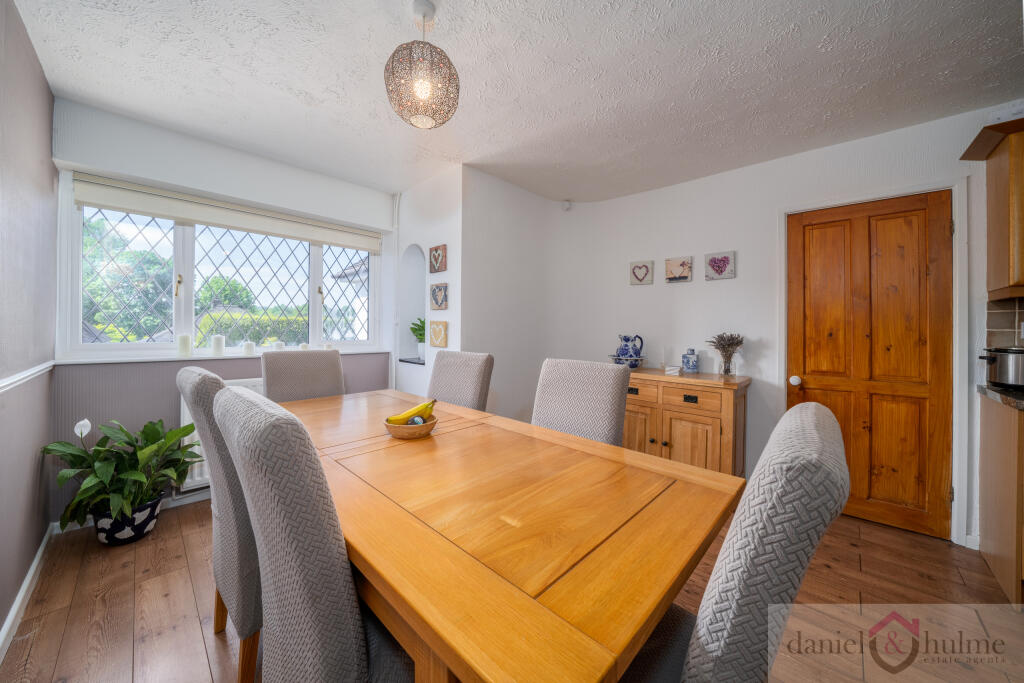 31 Campbell Avenue-5