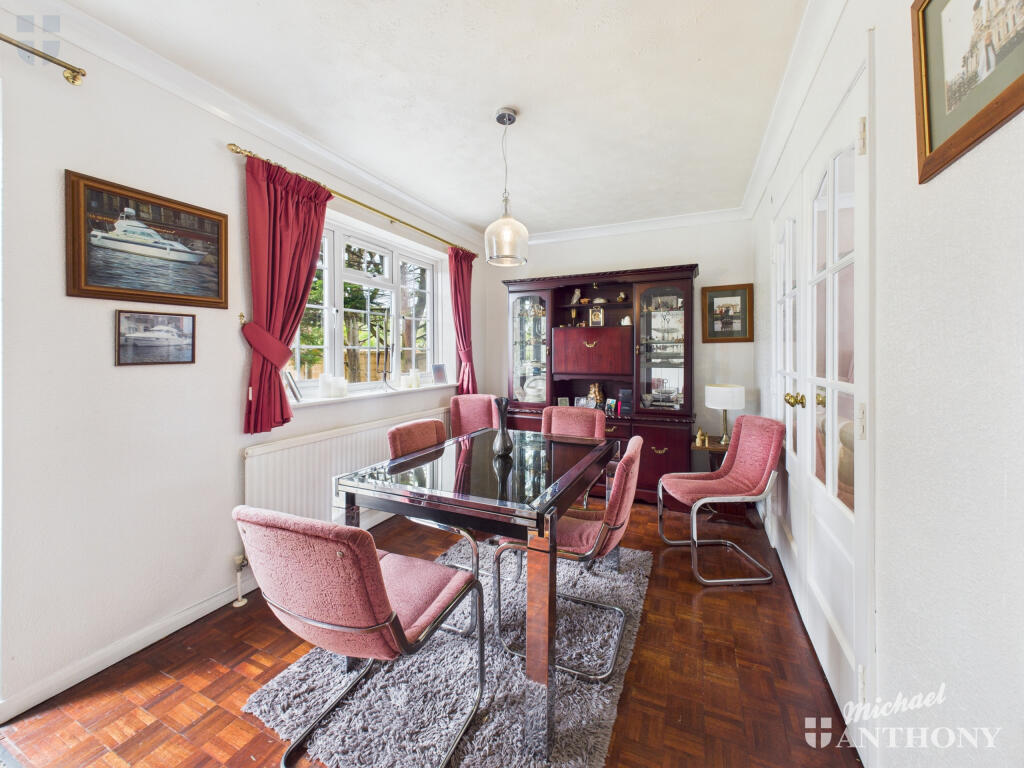 CAM03852G0-PR0377-STILL019