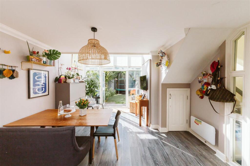 Royal Victoria Park 35 (5).jpg