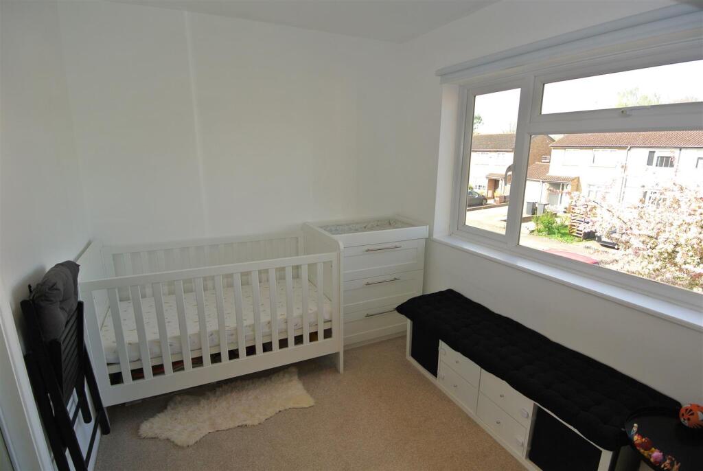 Bedroom 2.JPG