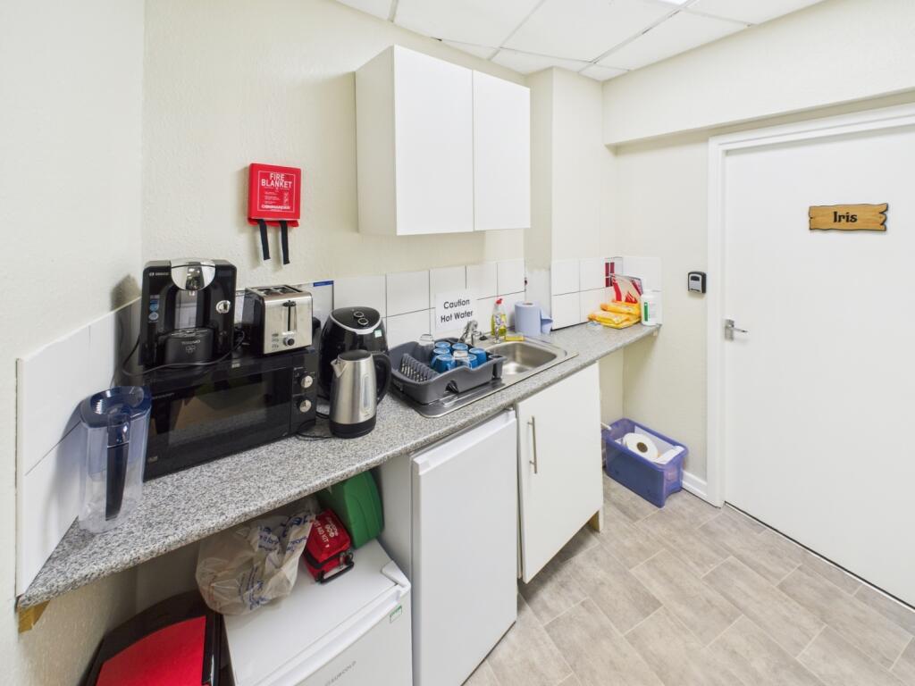 CAM01791G0-PR0158-STILL007