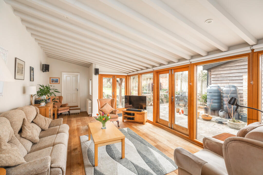 Garden/Family Room