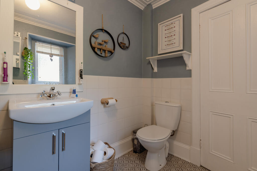 Bathroom 2