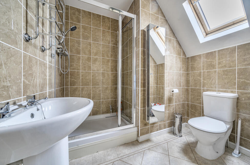 1361132-21-68de41...