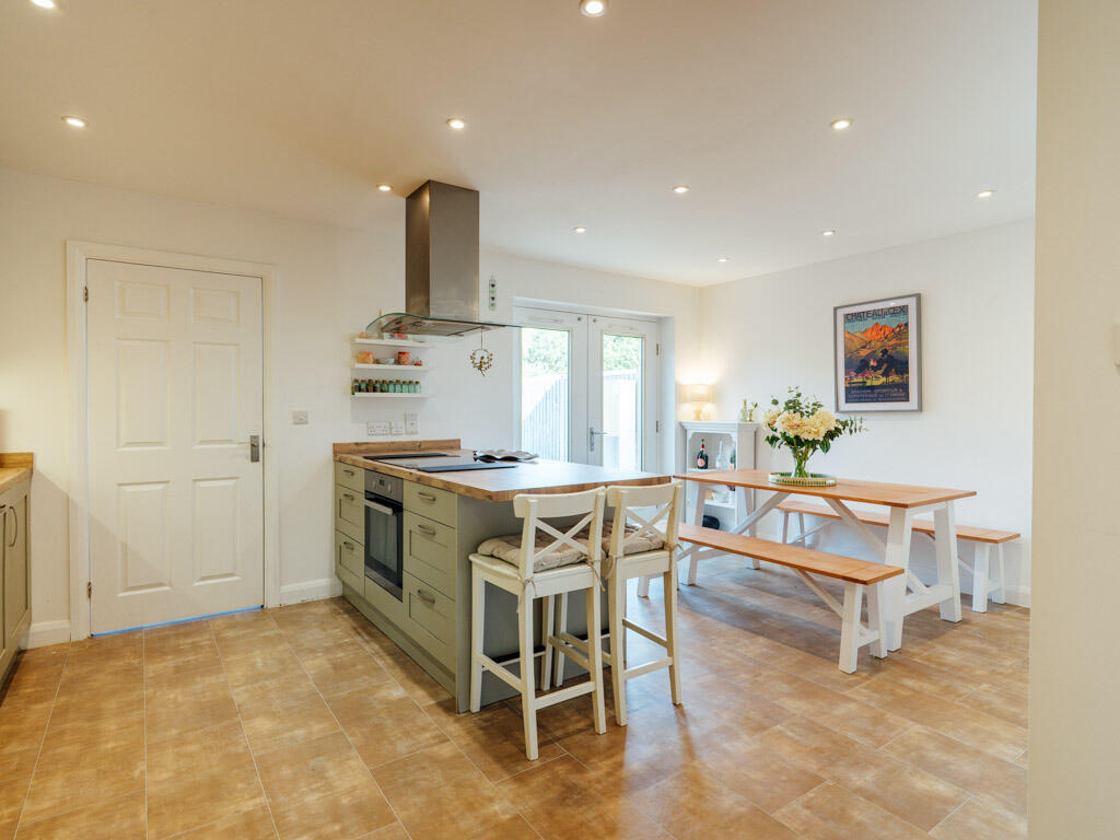 Kitchen / Dining Room
