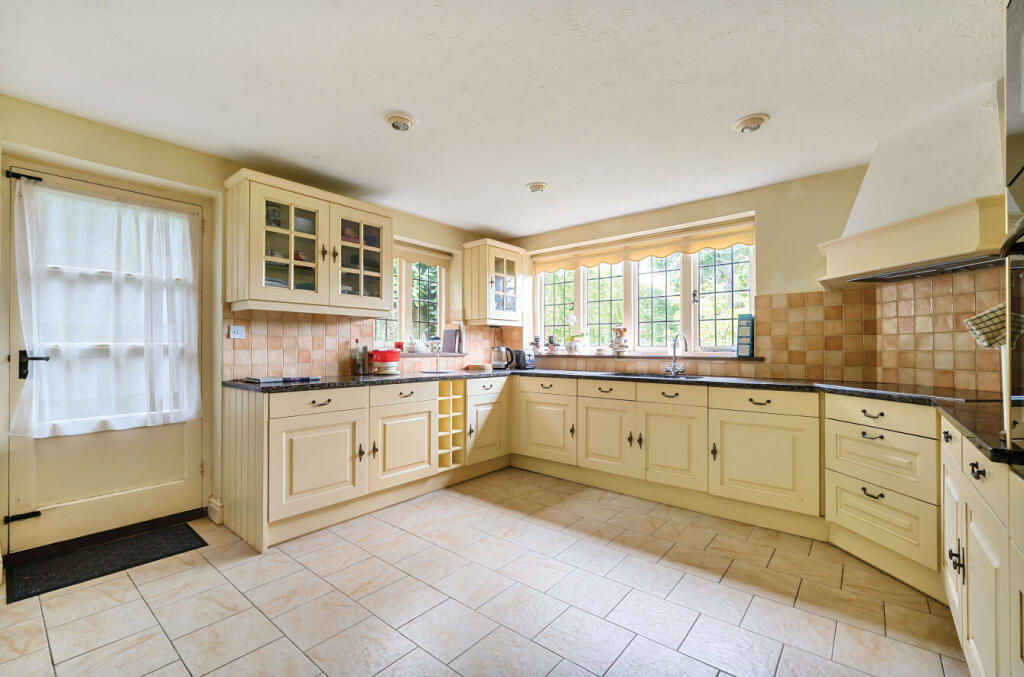 1328704-21-68826f...