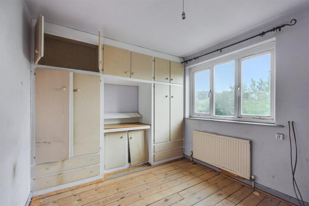 Bedroom 2_1.jpeg