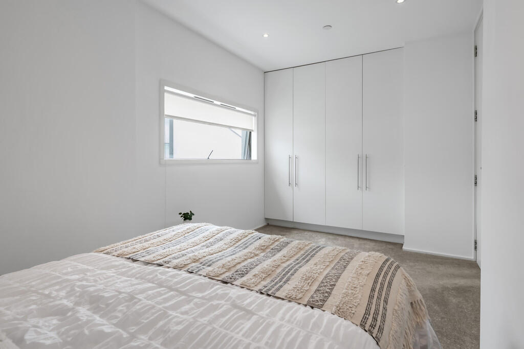 Bedroom 1(4)