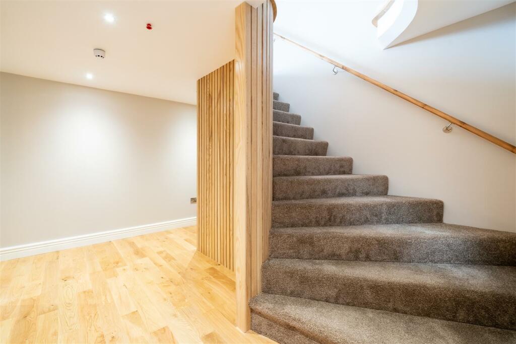 Hallway.jpg