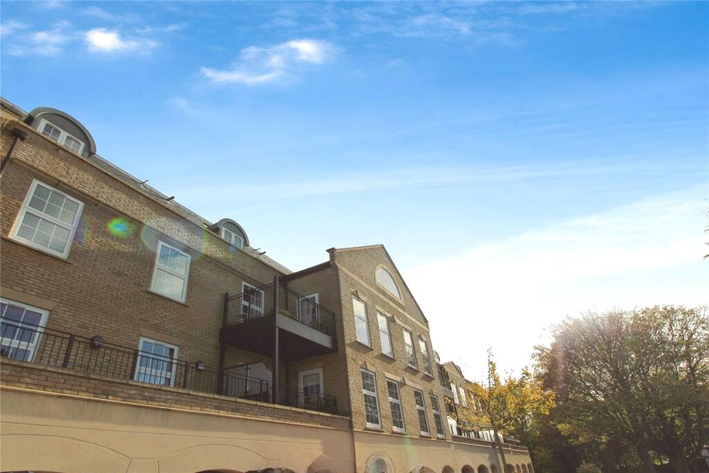 Canon Woods Close, Sherborne, Dorset, DT9