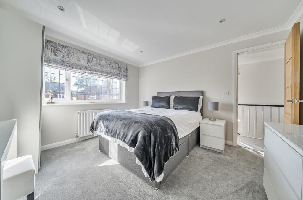 1359067-7-68daaf7...