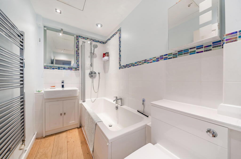 1349727-7-68c05ff...