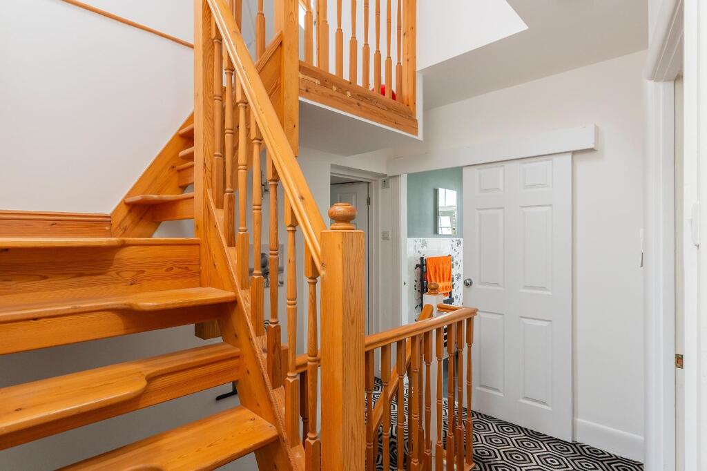 0A2AEE - Landing B.jpg