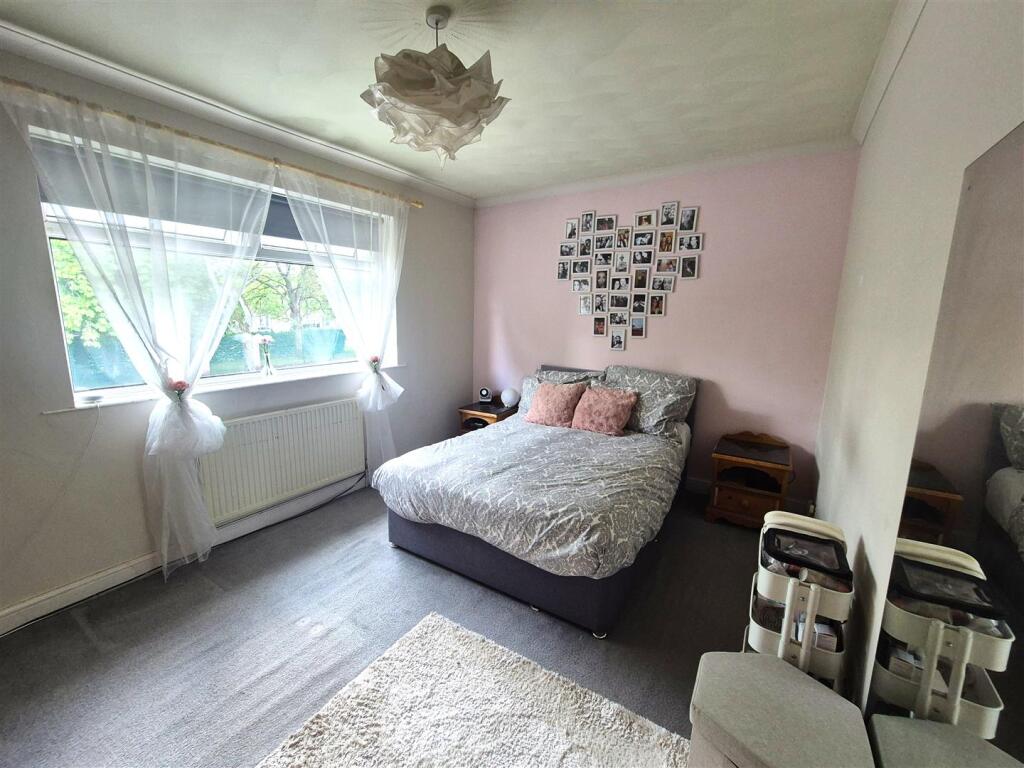 firbank_200_bed.jpg
