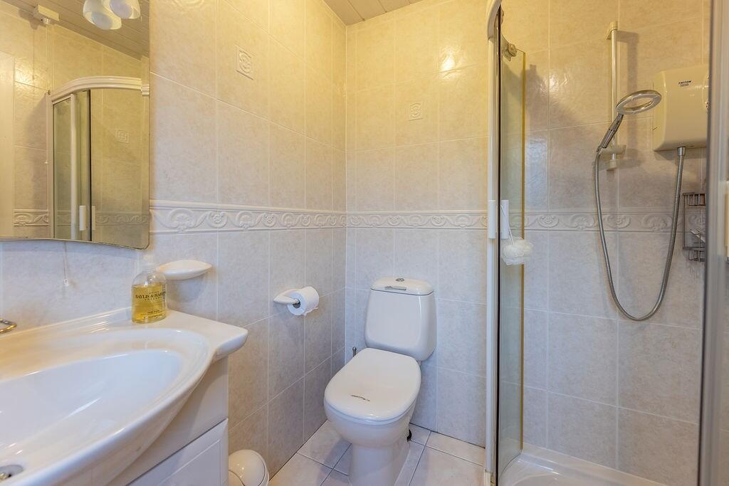 En Suite 2