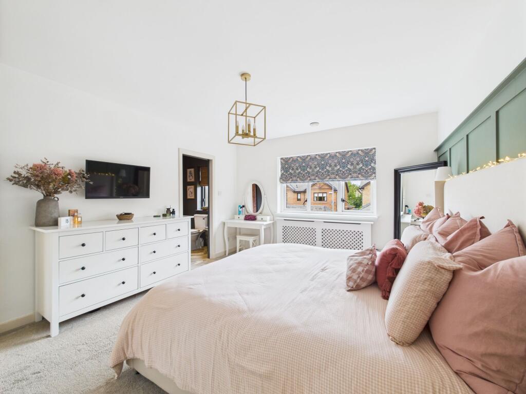 Bedroom One, aspect 2