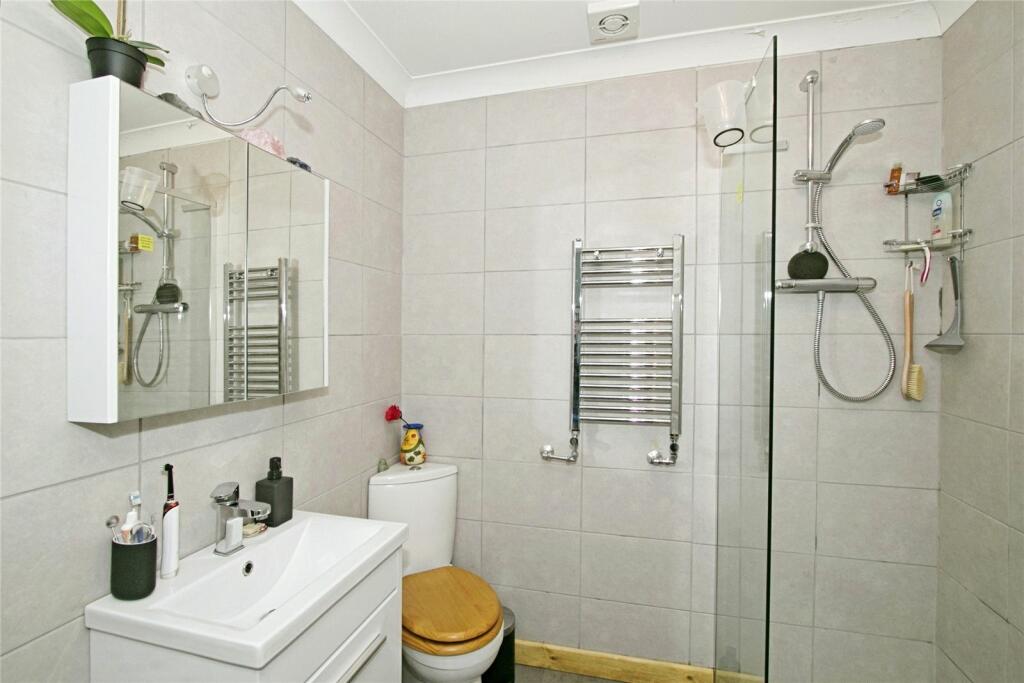 Upstairs Shower