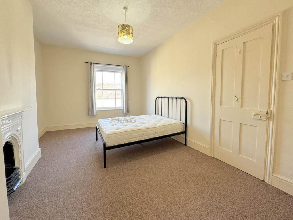 Main Bedroom