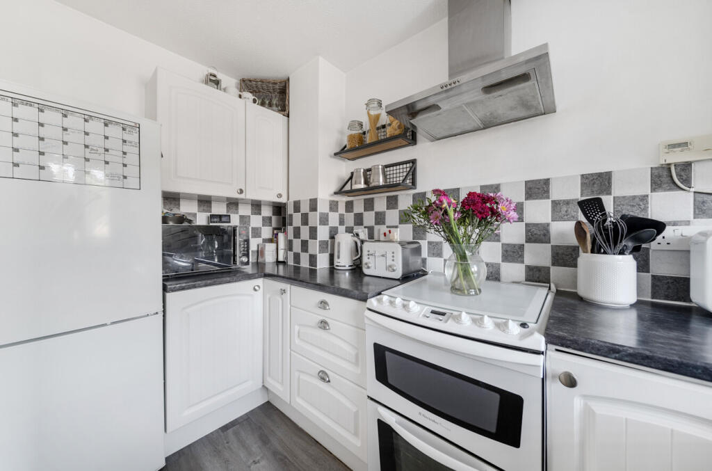 1317097-2-6863c0b...