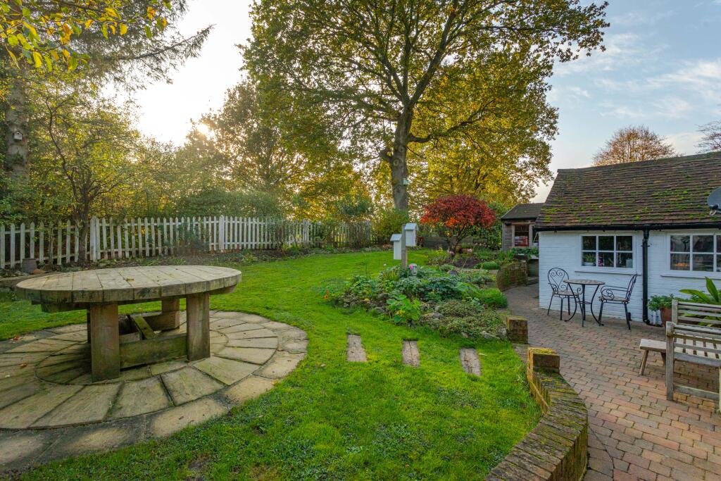 general Hall Cottage