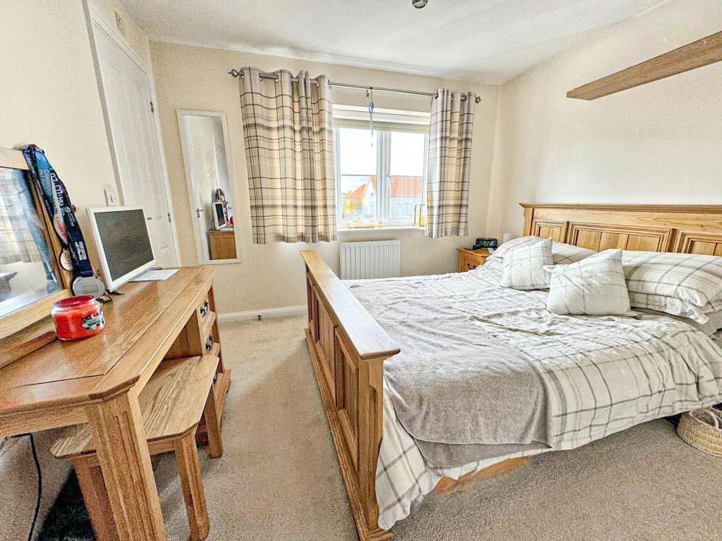 234140_S1095375_IMG_12_0000BED.jpg