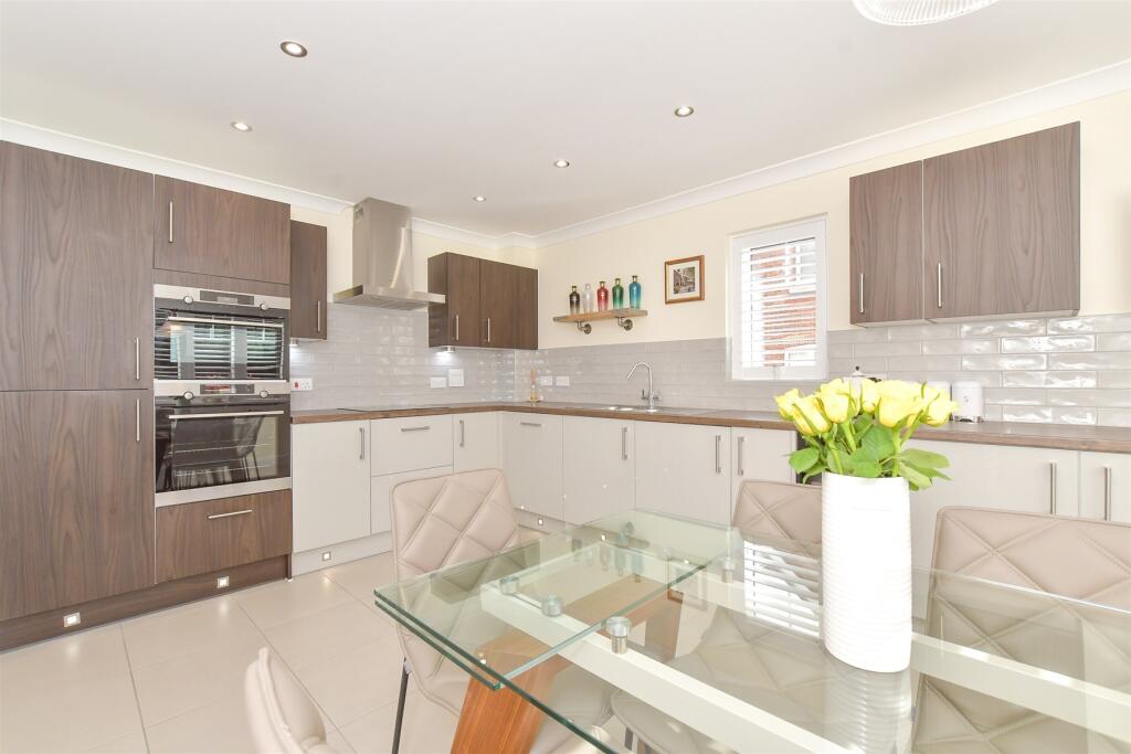 Kitchen/ Diner